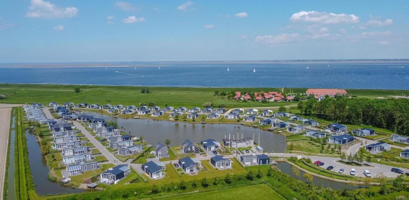 Vakantiehuis Waterresort Oosterschelde - Huisnr. 38 *